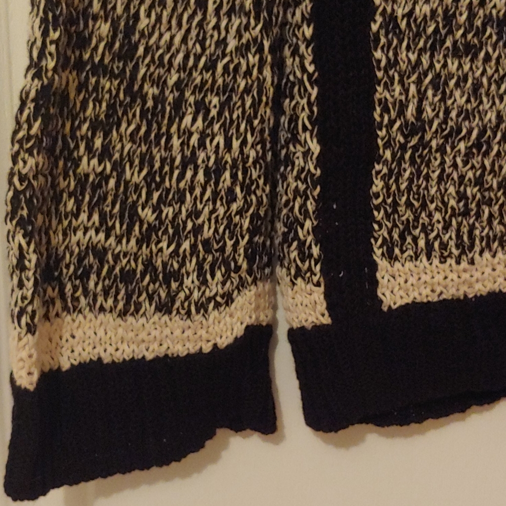 Loft Small Sweater - Picture 2 of 4
